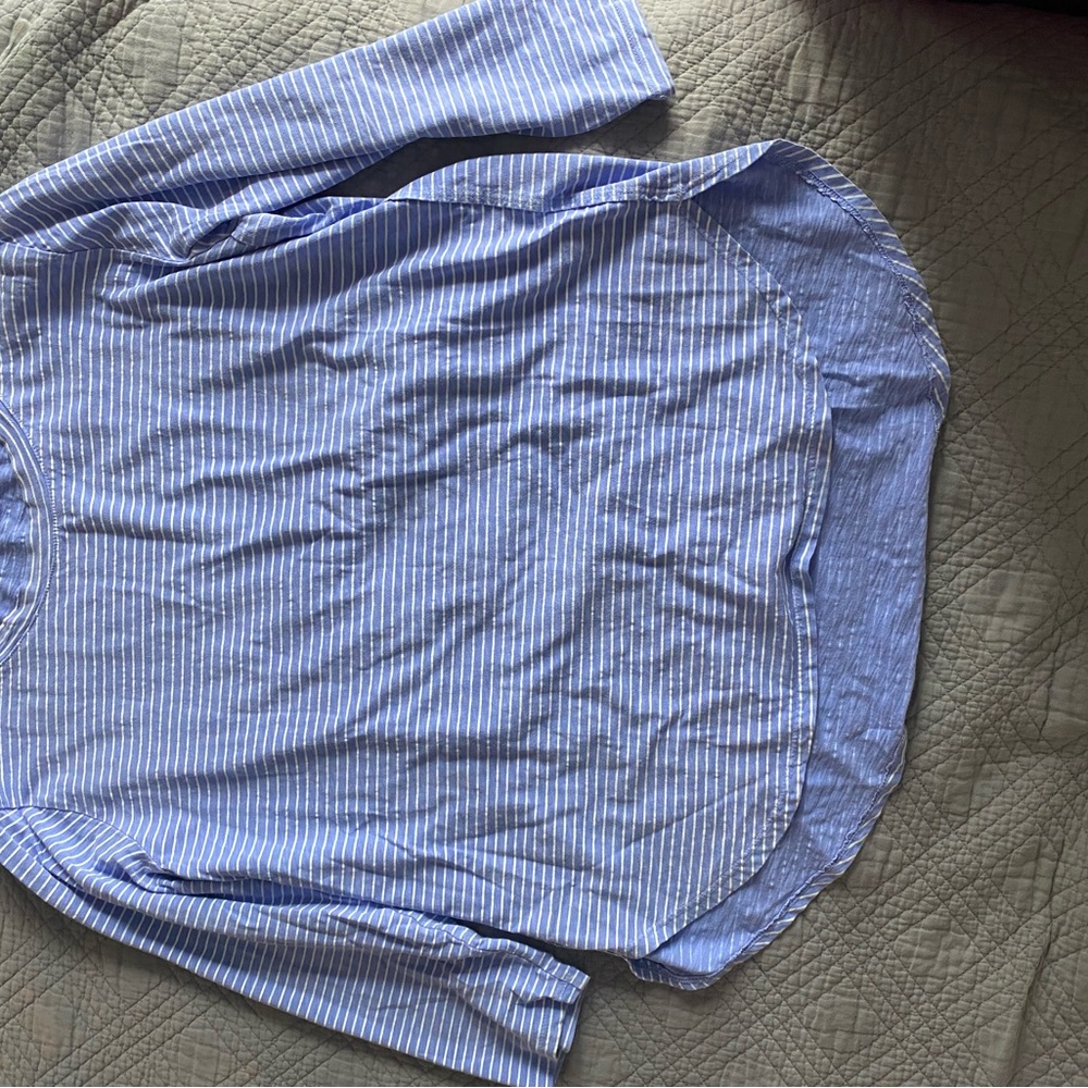 Brash Blue and White Casual